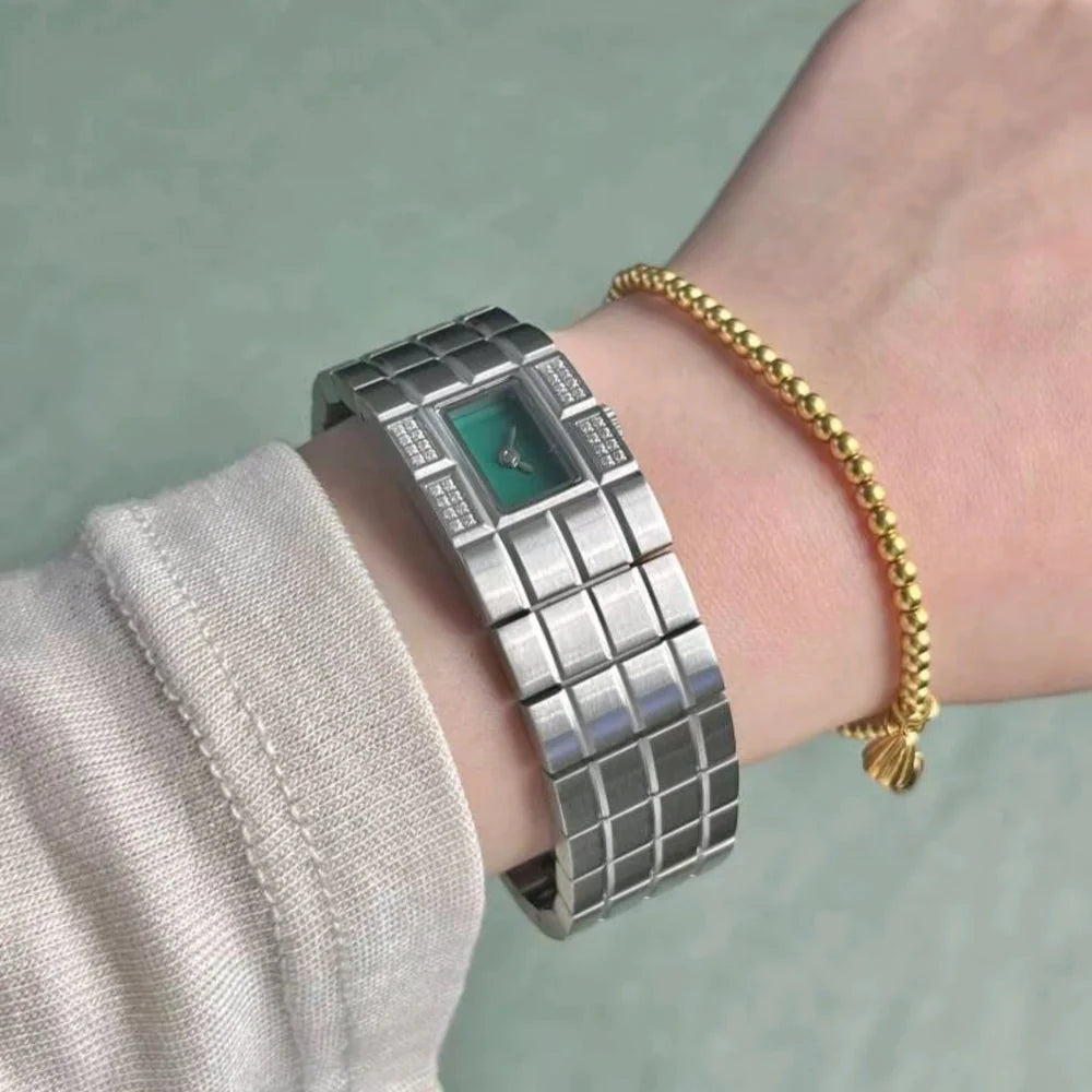 "Luxe Rock" L300