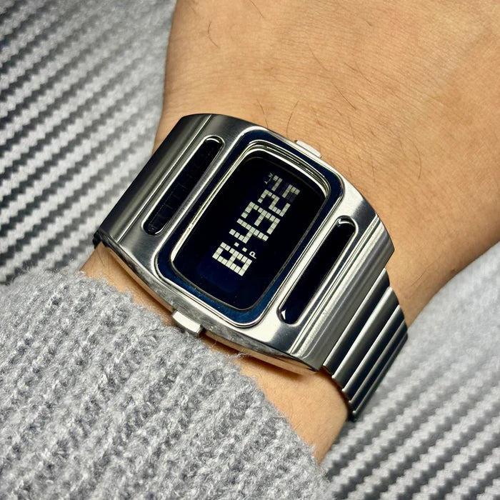 G100